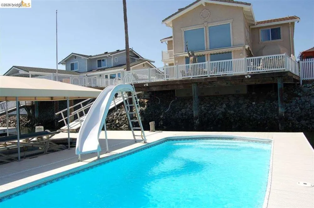 5450 Beaver Ln Discovery Bay, CA 94505