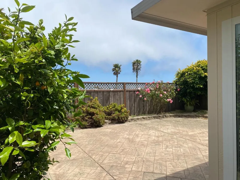 81 Camelot Court Daly City, CA 94015