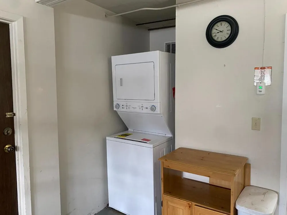 81 Camelot Court Daly City, CA 94015