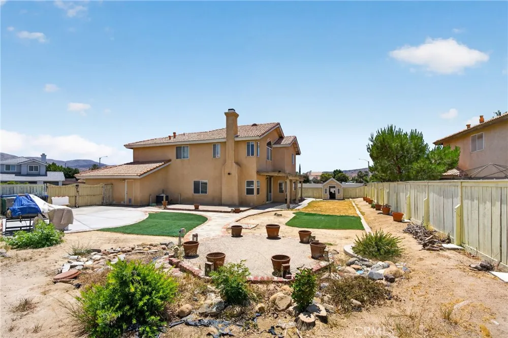 3005 Chuckwagon Road Palmdale, CA 93550