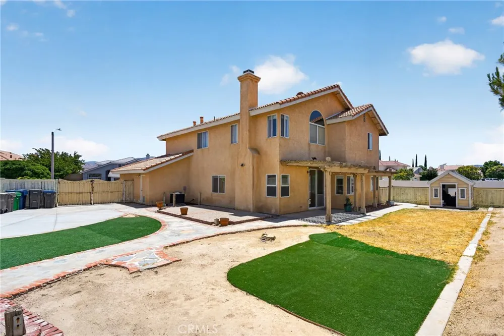 3005 Chuckwagon Road Palmdale, CA 93550
