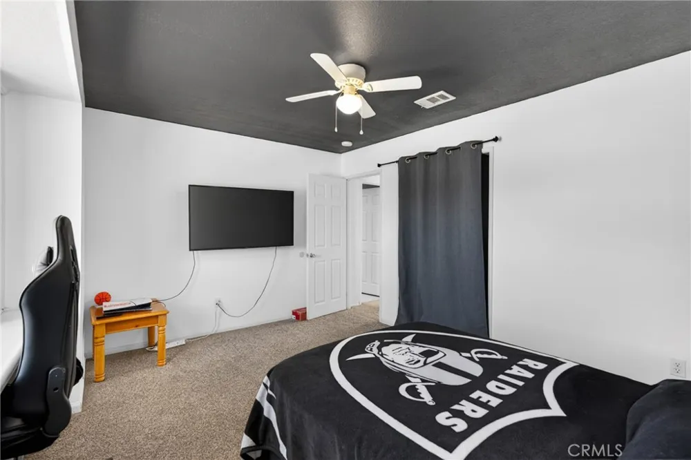 3005 Chuckwagon Road Palmdale, CA 93550