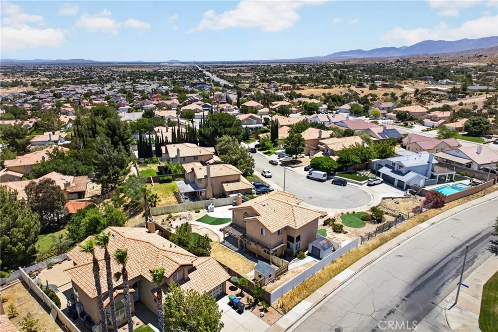 3005 Chuckwagon Road Palmdale, CA 93550