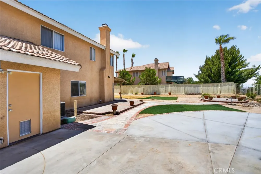 3005 Chuckwagon Road Palmdale, CA 93550