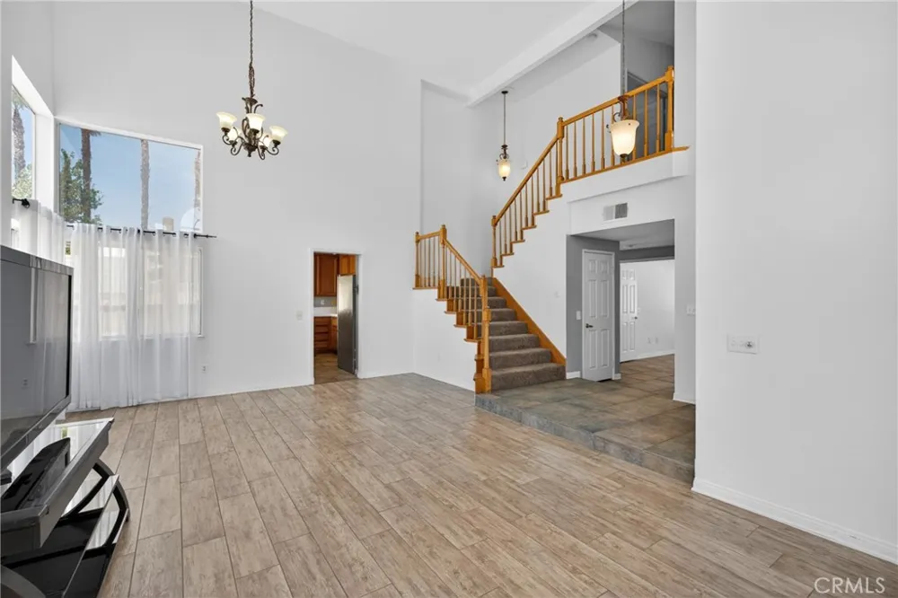 3005 Chuckwagon Road Palmdale, CA 93550