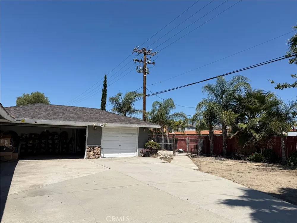 12520 Norton Chino, CA 91710