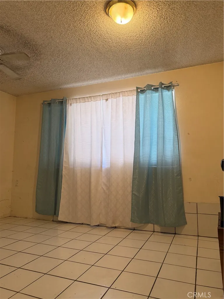 12520 Norton Chino, CA 91710