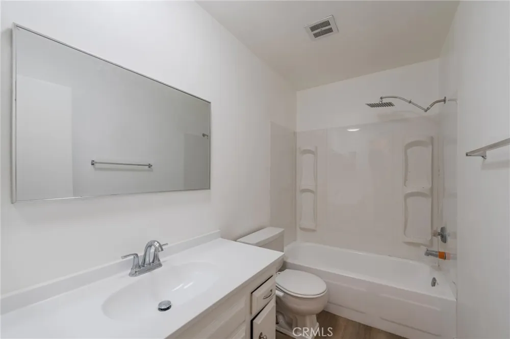 16531 Kellog #1 Huntington Beach, CA 92647