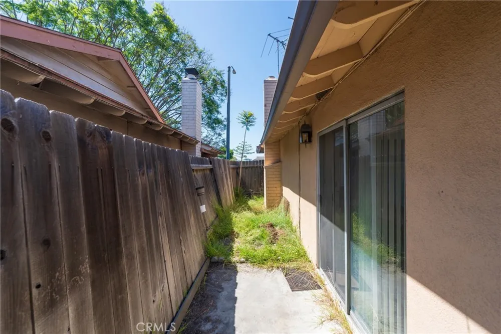 16531 Kellog #1 Huntington Beach, CA 92647