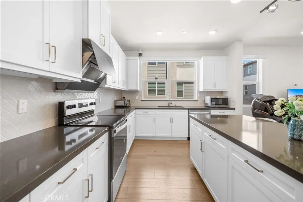 3516 E Indigo Privado Ontario, CA 91764