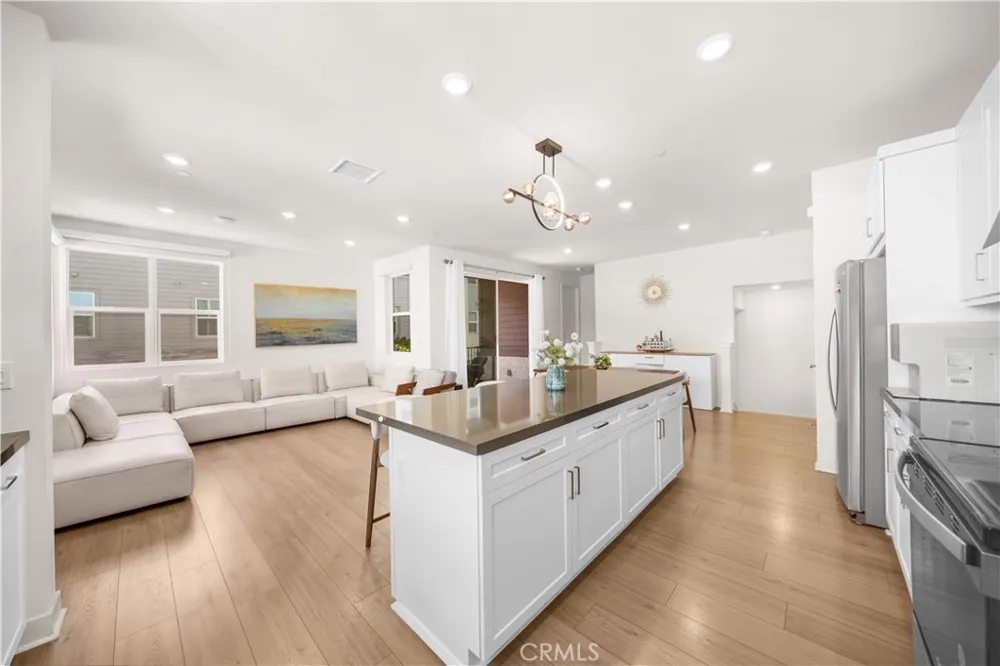 3516 E Indigo Privado Ontario, CA 91764