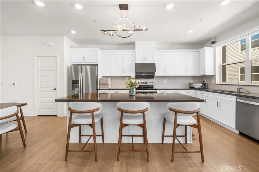 3516 E Indigo Privado Ontario, CA 91764
