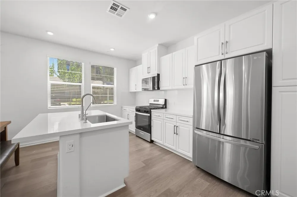 7541 Caspia Court Chino, CA 91708