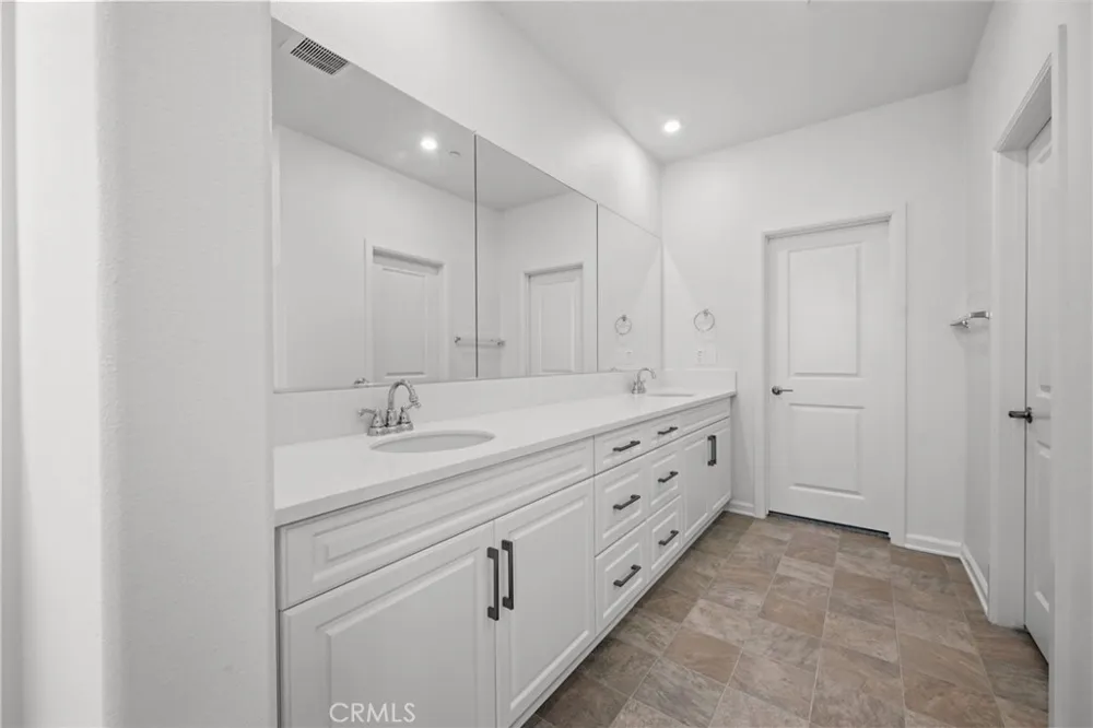 7541 Caspia Court Chino, CA 91708