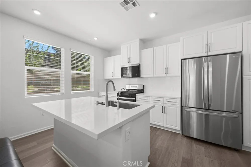 7541 Caspia Court Chino, CA 91708