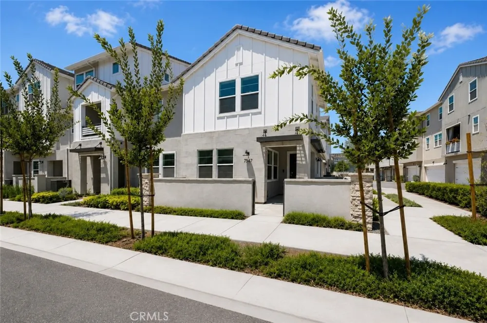 7541 Caspia Court Chino, CA 91708