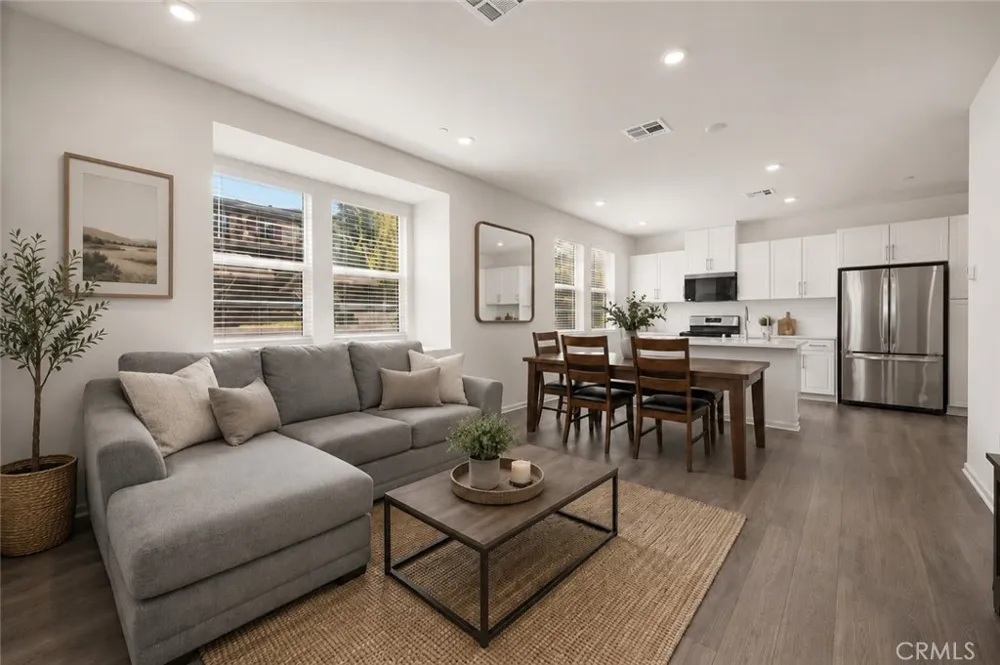 7541 Caspia Court Chino, CA 91708
