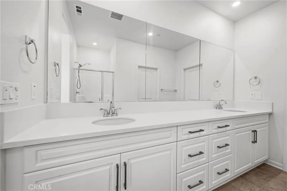 7541 Caspia Court Chino, CA 91708