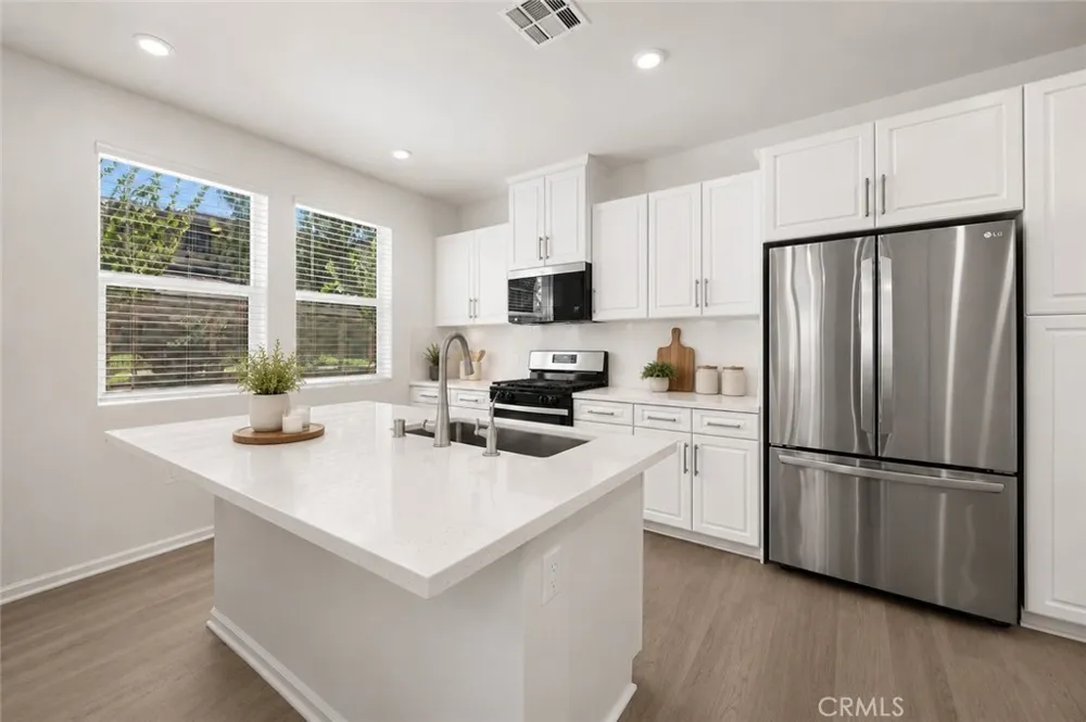 7541 Caspia Court Chino, CA 91708