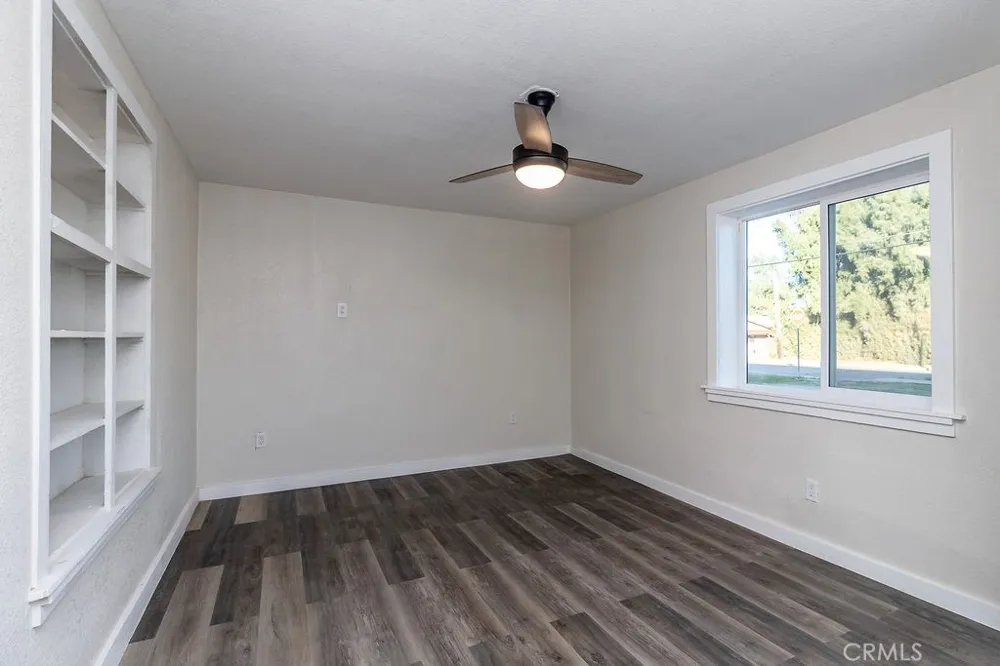 107 Walnut Needles, CA 92363