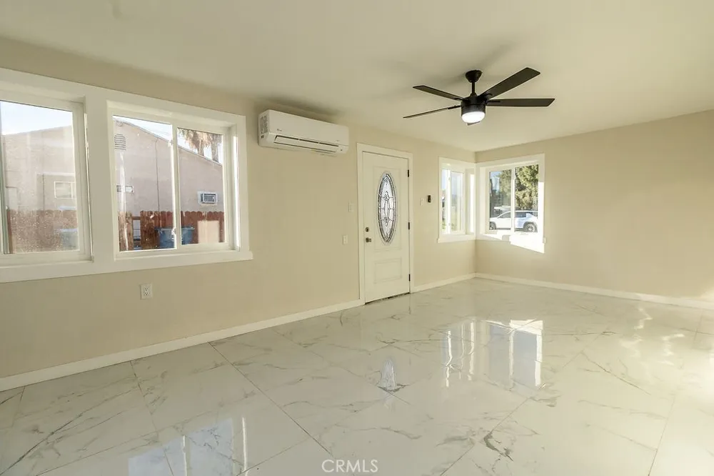 107 Walnut Needles, CA 92363