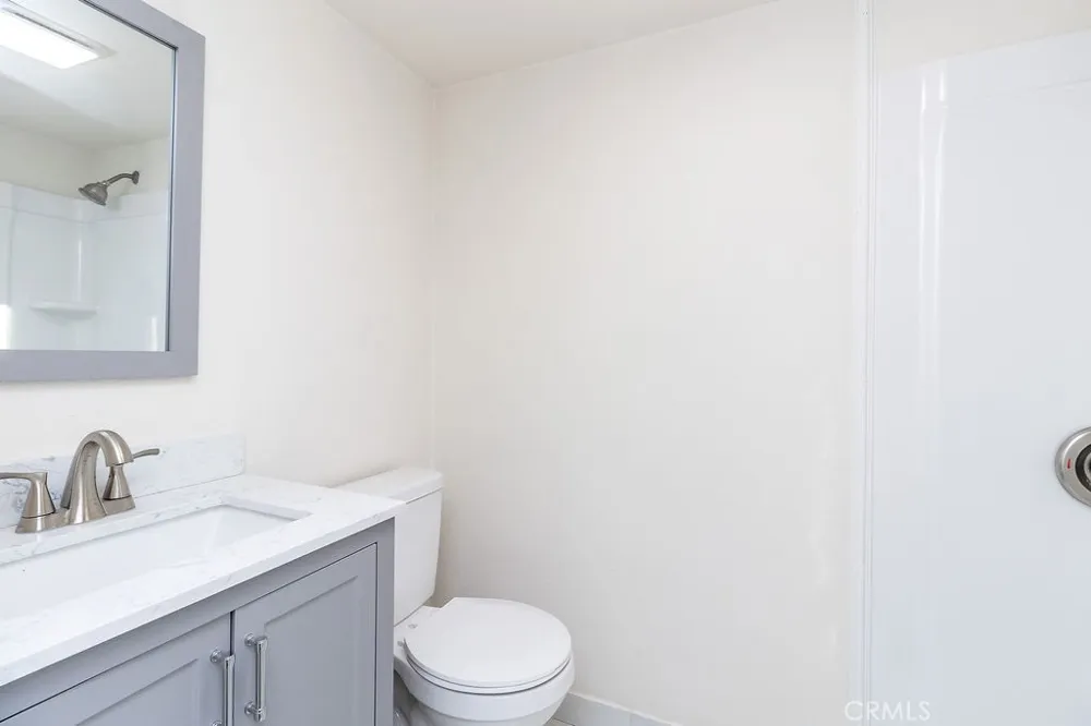107 Walnut Needles, CA 92363