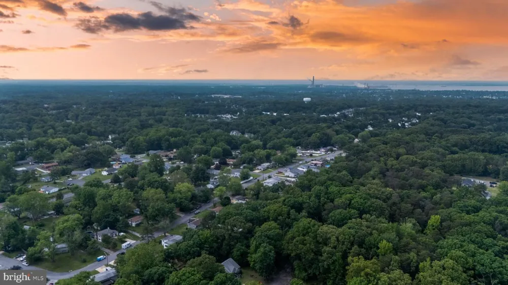 4414 PURPLE MARTINS ROAD Pasadena, MD 21122