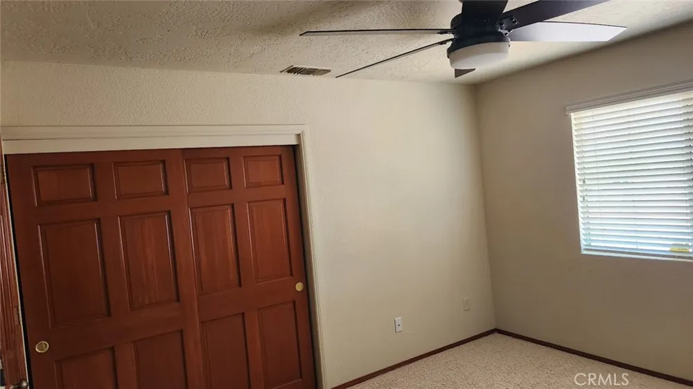7250 Cayucos Phelan, CA 92371