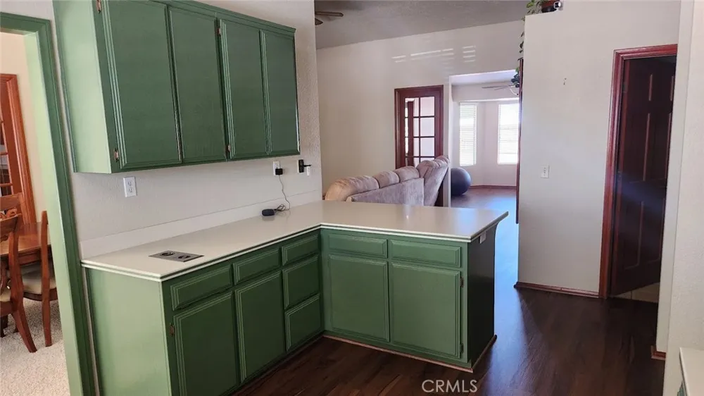 7250 Cayucos Phelan, CA 92371