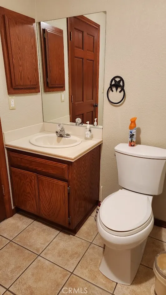 7250 Cayucos Phelan, CA 92371
