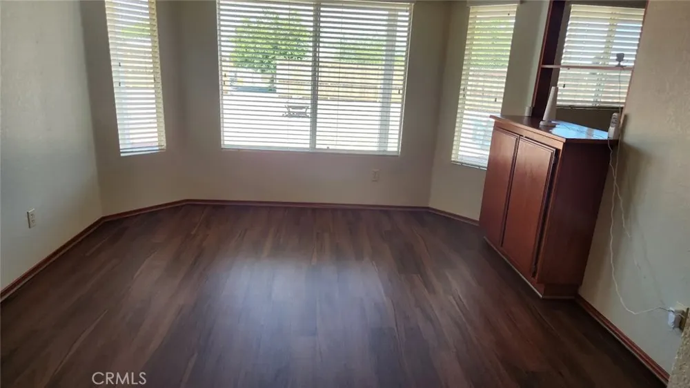 7250 Cayucos Phelan, CA 92371