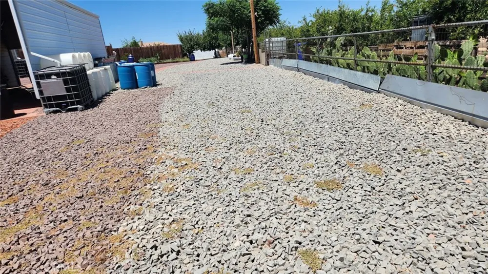 7250 Cayucos Phelan, CA 92371