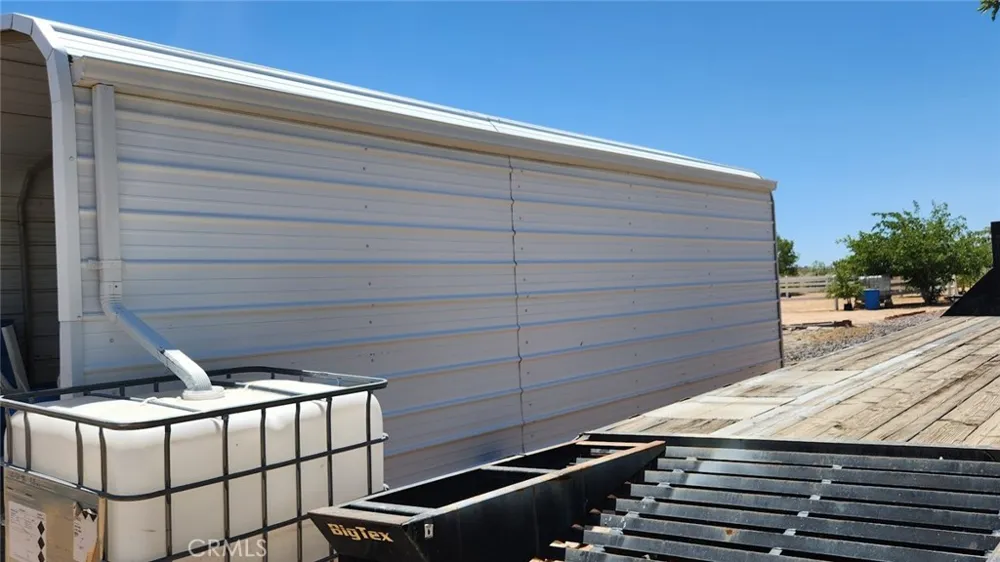 7250 Cayucos Phelan, CA 92371