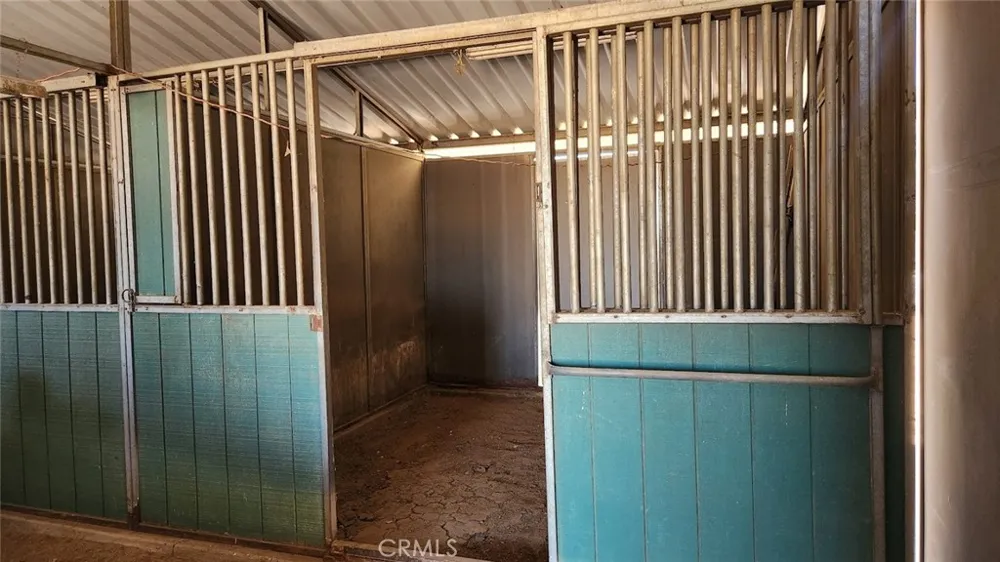7250 Cayucos Phelan, CA 92371