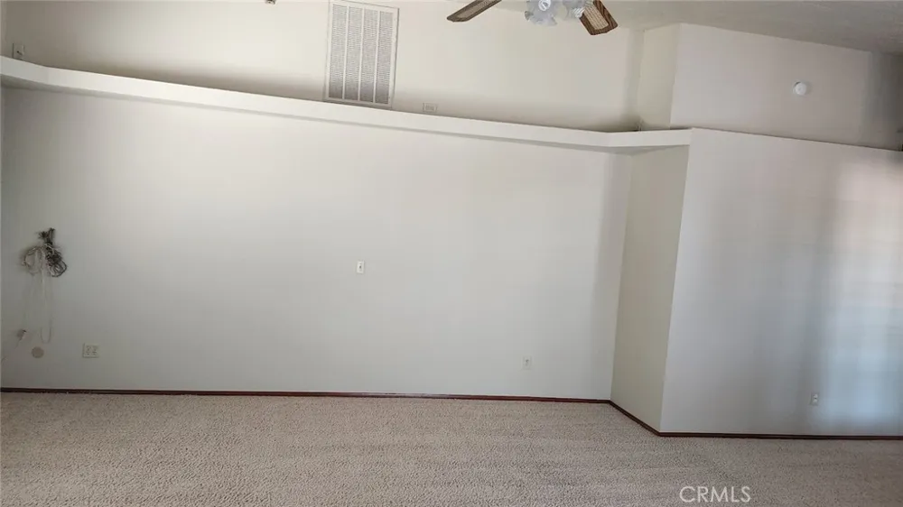 7250 Cayucos Phelan, CA 92371