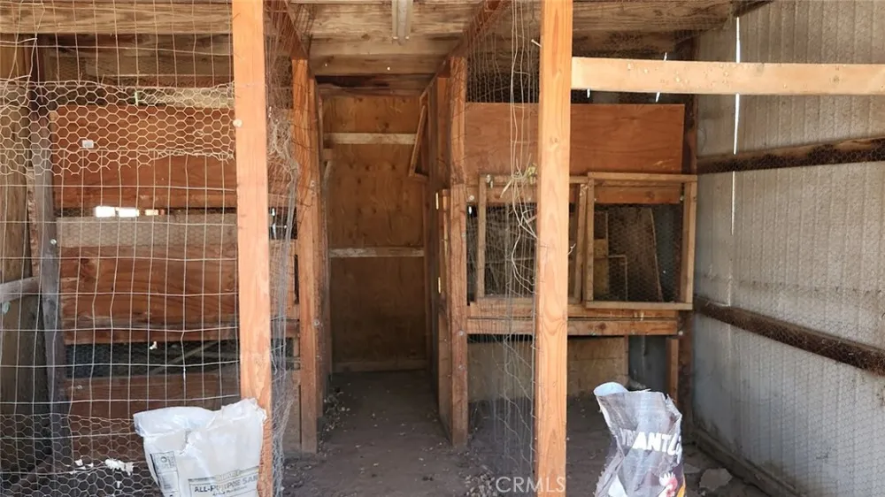7250 Cayucos Phelan, CA 92371
