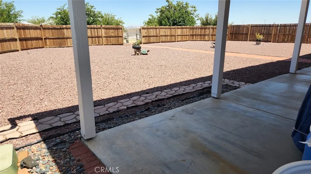 7250 Cayucos Phelan, CA 92371