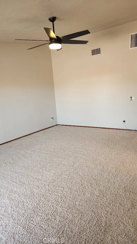7250 Cayucos Phelan, CA 92371