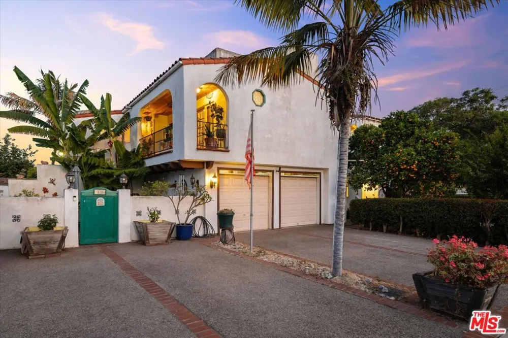 936 Nopal Street Santa Barbara, CA 93103