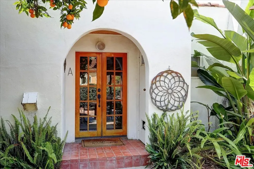 936 Nopal Street Santa Barbara, CA 93103