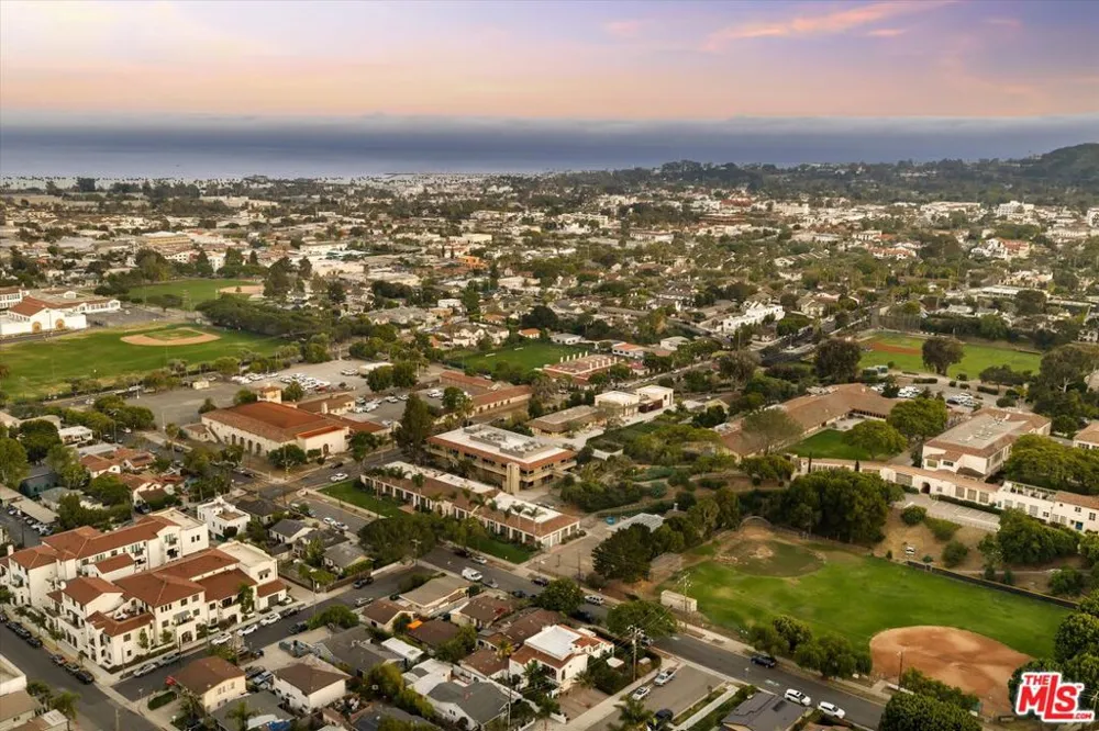 936 Nopal Street Santa Barbara, CA 93103