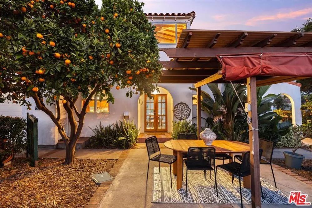 936 Nopal Street Santa Barbara, CA 93103