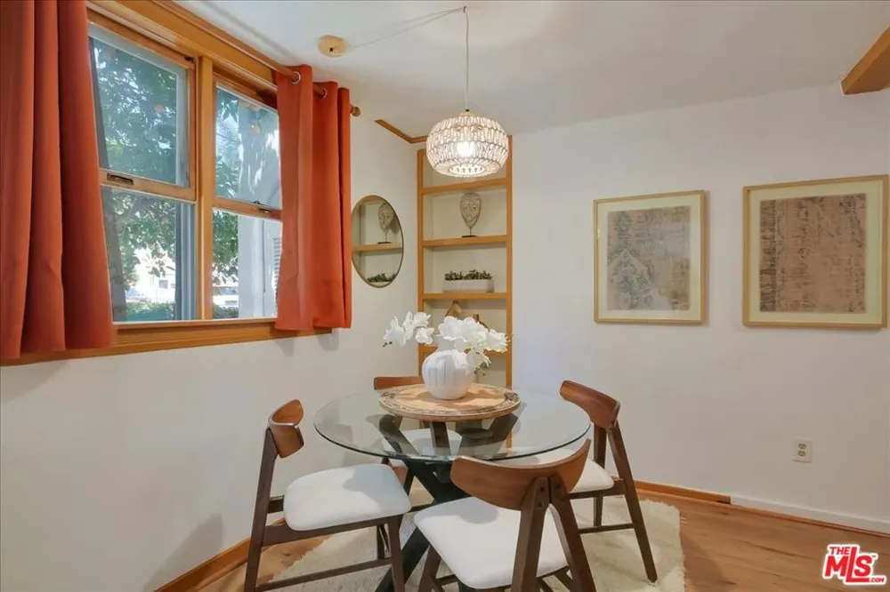 936 Nopal Street Santa Barbara, CA 93103