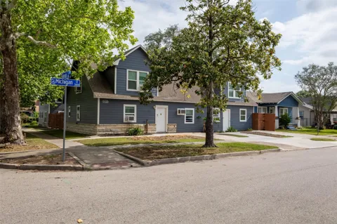 3420 Michigan Street #7