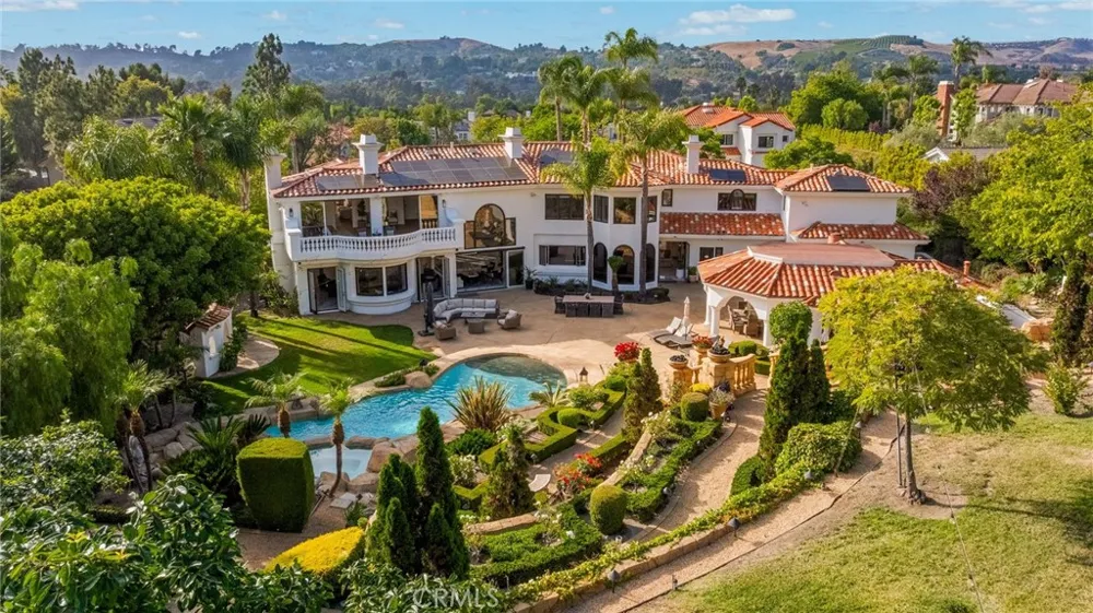 28572 Paseo Zorro San Juan Capistrano, CA 92675