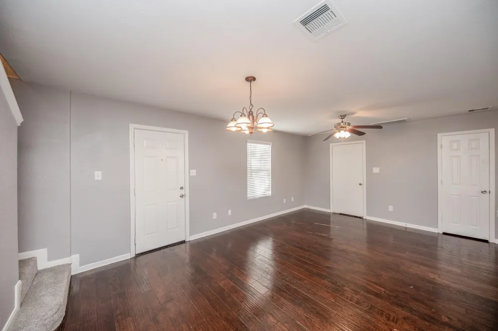 1631 Dove Run Brookshire, TX 77423