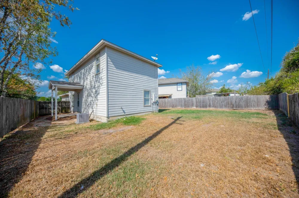 1631 Dove Run Brookshire, TX 77423