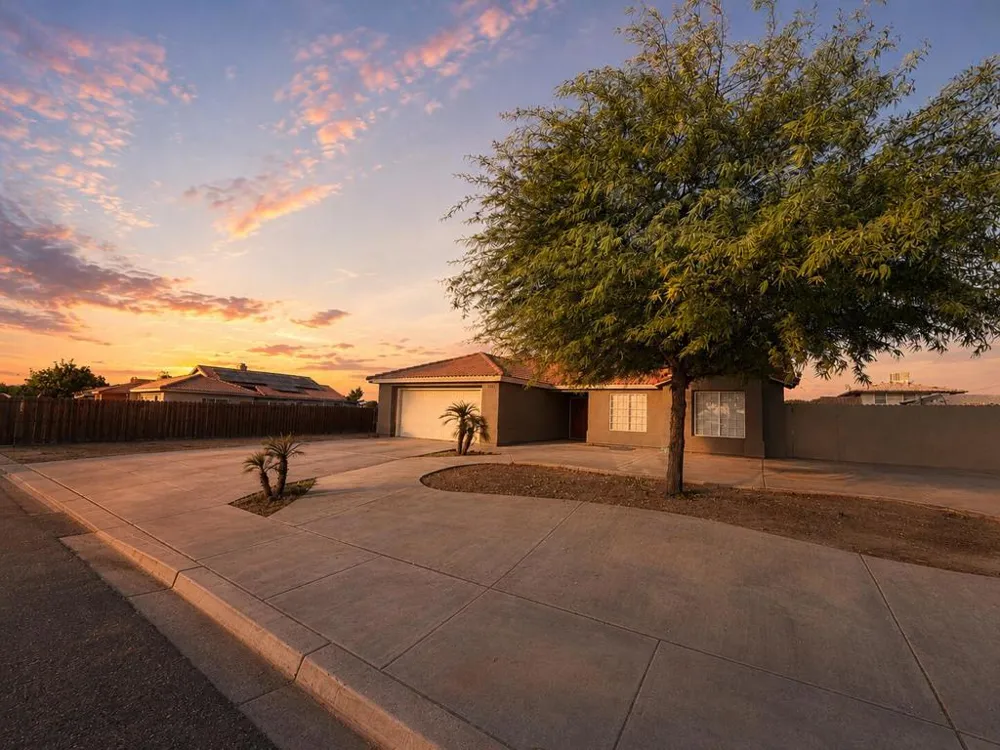 460 River Valley Avenue Blythe, CA 92225