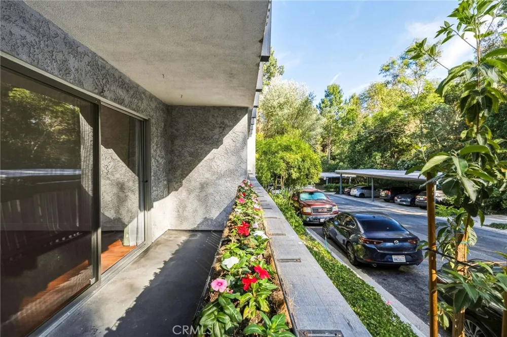 3601 W Hidden Lane #109 Rolling Hills Estates, CA 90274
