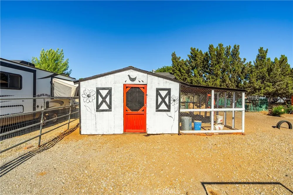 32924 Acklins Acton, CA 93510